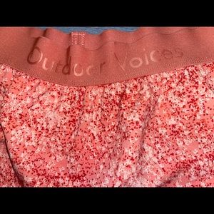 I am selling an Outdoor voices Mid rise athletic shorts .